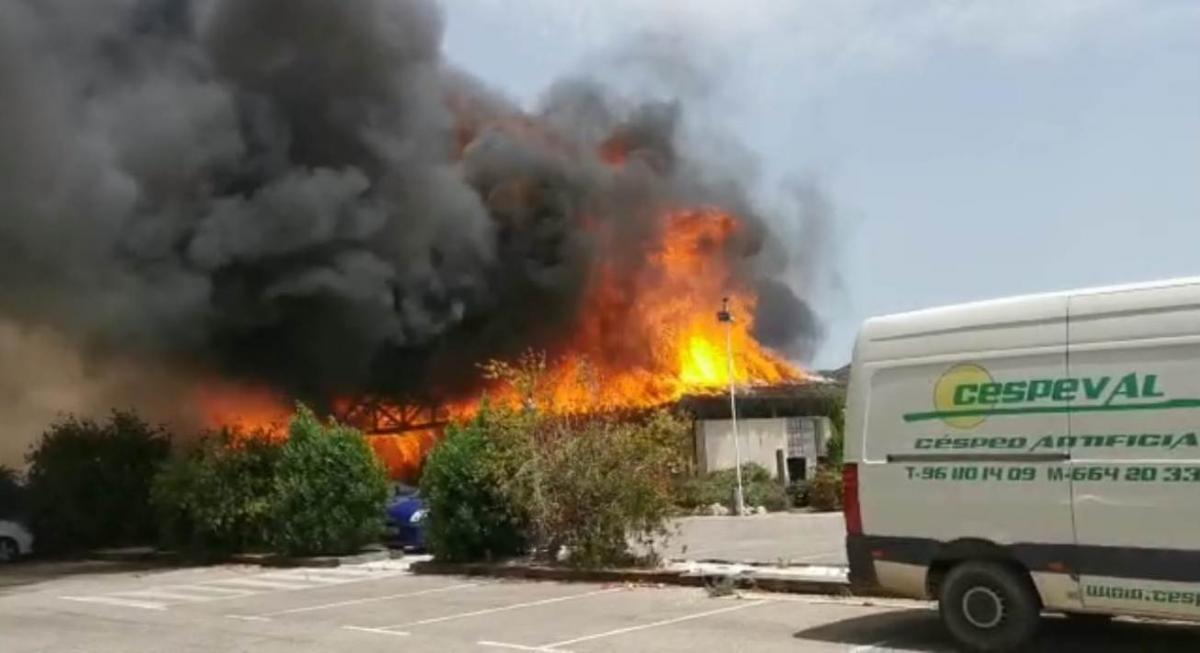 Incendio en Cespeval Junio 2021 (1)